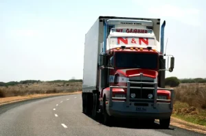 トラックドライバー・運転手に向いていない人の性格7選