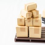 一時保管と出荷調整を伴う保管は倉庫業に該当する？