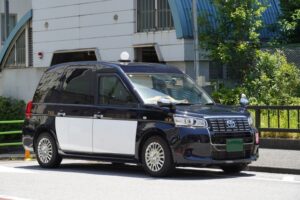 個人タクシーを開業する方法