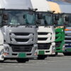 運賃を受け取って貨物や人を運ぶ車両に必須の営業ナンバーについて解説